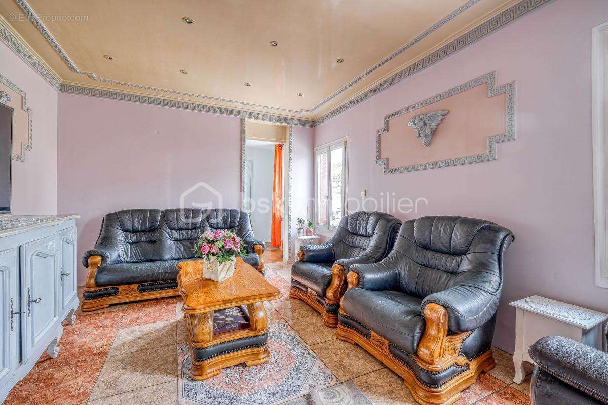 Exclusivité – maison familiale avec jardin – quartier marx dormoy - photo 2