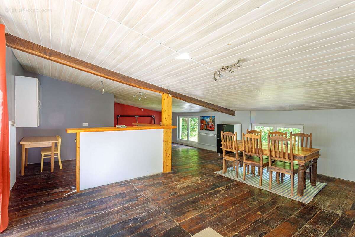 Ferme en pierre rénovée, piscine, gîtes indépendants et 6 hectares de nature préservée - photo 17