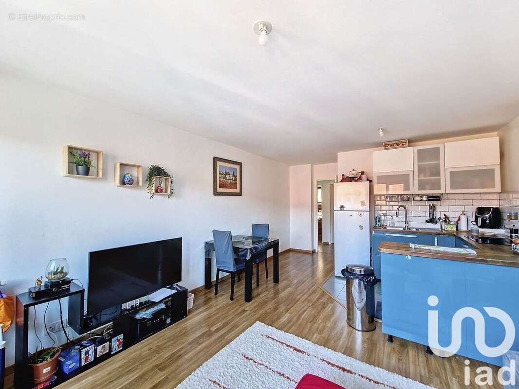 Photo 2 - Appartement à AUBERVILLIERS