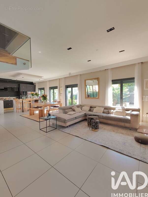 Photo 4 - Maison à CARRIERES-SUR-SEINE