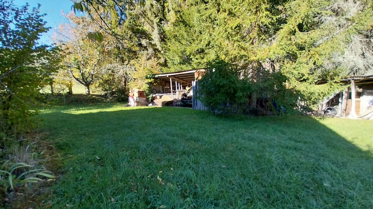 Maison à VIEUX-MAREUIL