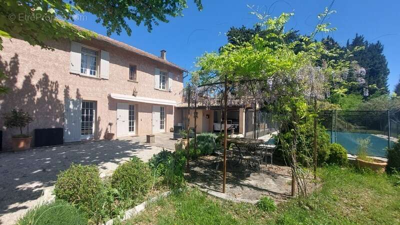 Maison à CABANNES