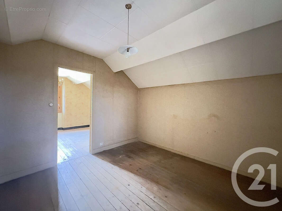 Maison 79 m² à Thiron-Gardais  - photo 5