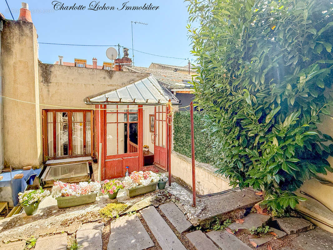 Maison à CHATELGUYON