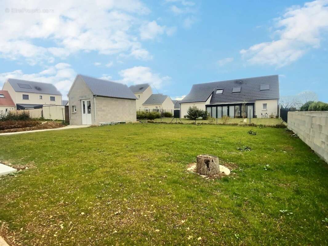 Confort, Espace et Lumière – Votre Future Maison à Saint-Sulpice-de-Pommeray ! - photo 23