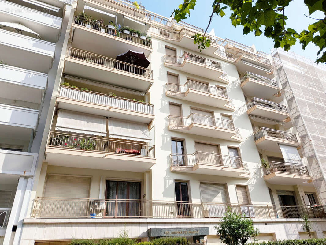 Appartement  - 3 pièces  - 88.25 m² - photo 10