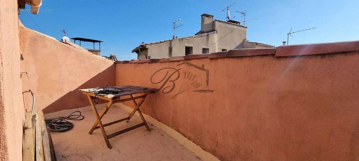 Appartement à PERTUIS