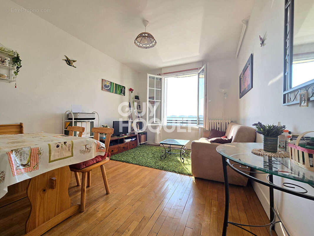 Appartement à CACHAN