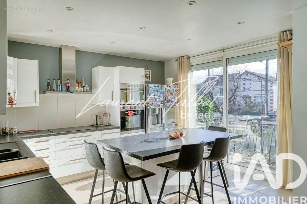 Photo 7 - Maison à HOUILLES