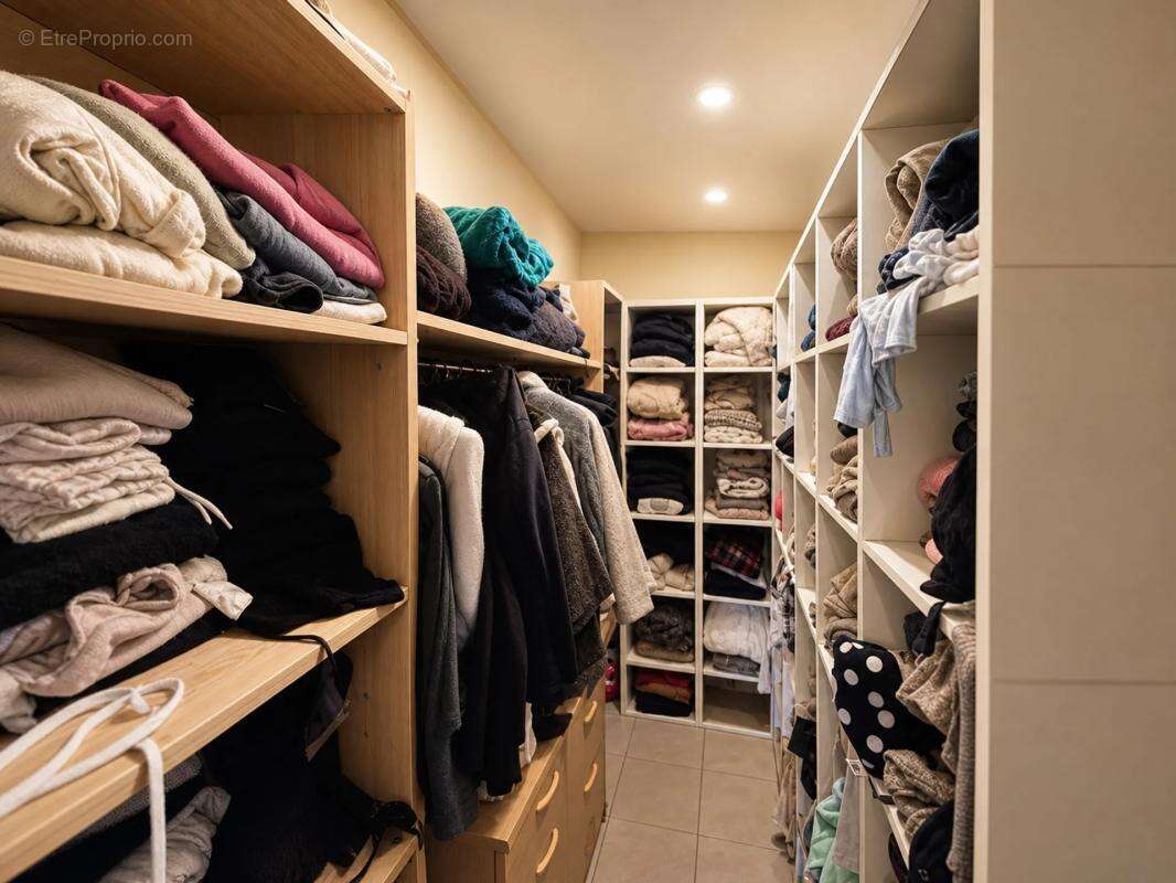 Maison de 4 pièces de 130 m² à Sainte-Eulalie - photo 25