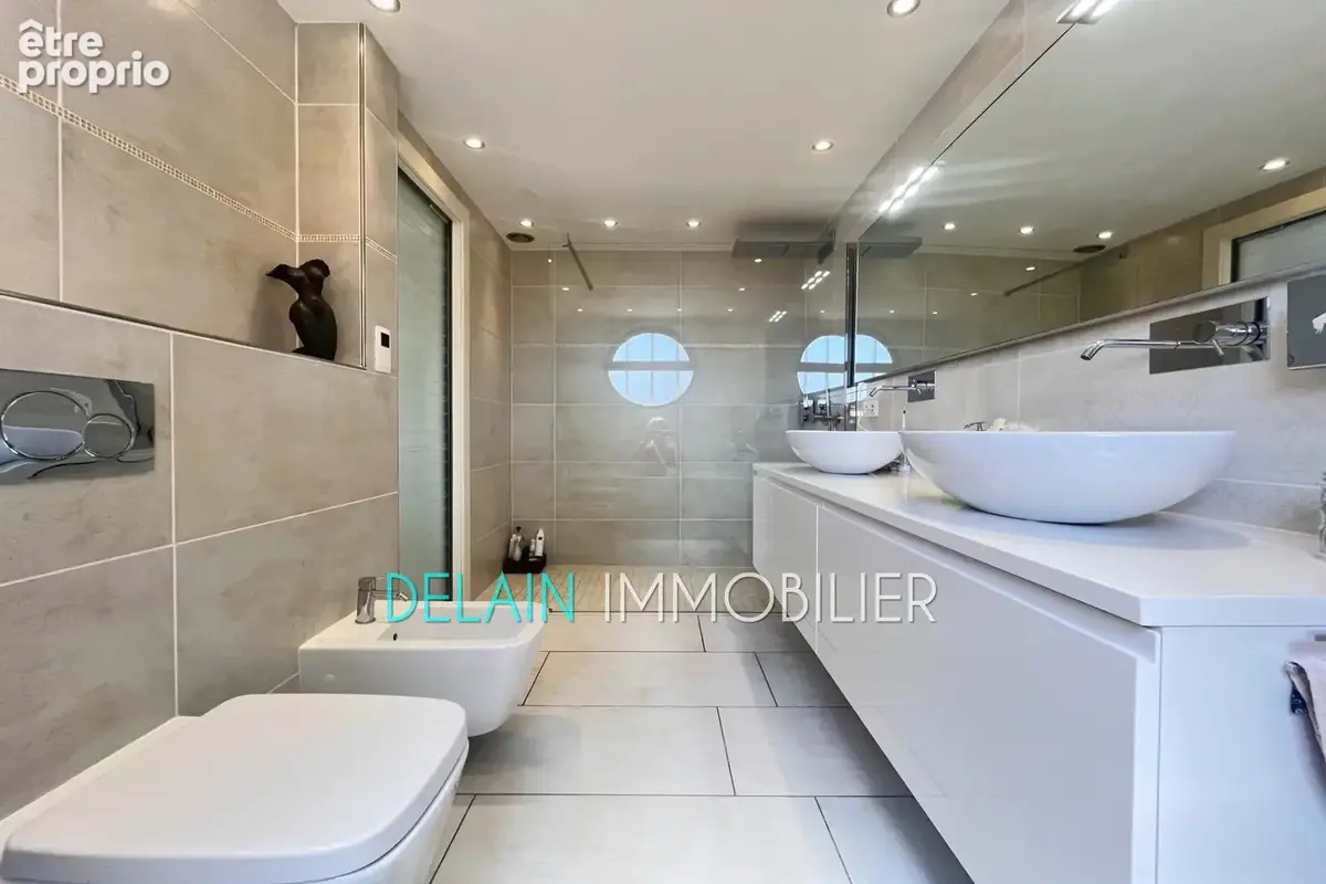 Appartement 107 m² à Cagnes-Sur-Mer  - photo 8