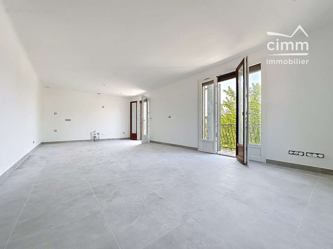 Appartement 110 m² à L'isle-Sur-La-Sorgue  - photo 2