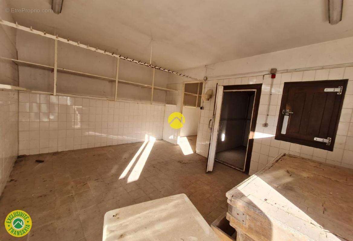 Maison à LUCAY-LE-MALE