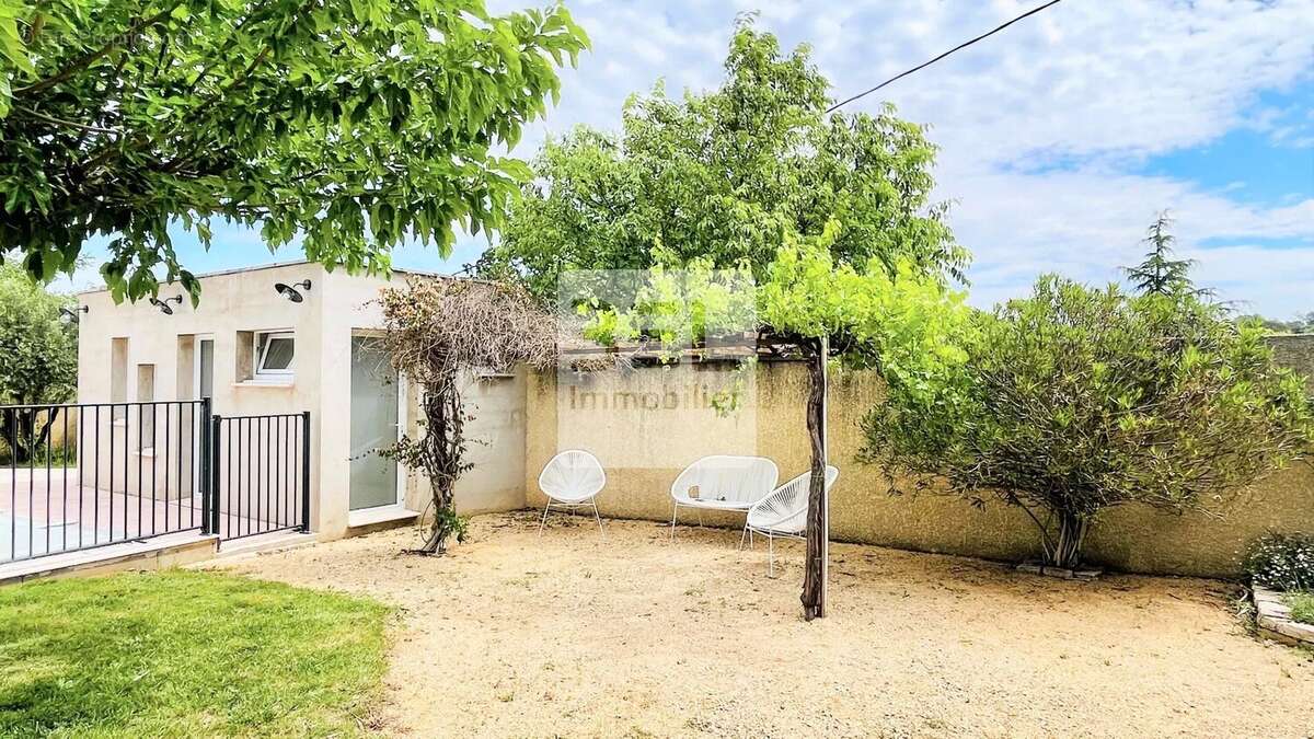 Maison à GOUDARGUES