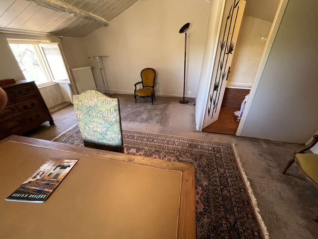 ref 72220 THOUARS Belle maison de 172 m2 dans cadre agréable et calme avec vue sur la campagne - photo 14