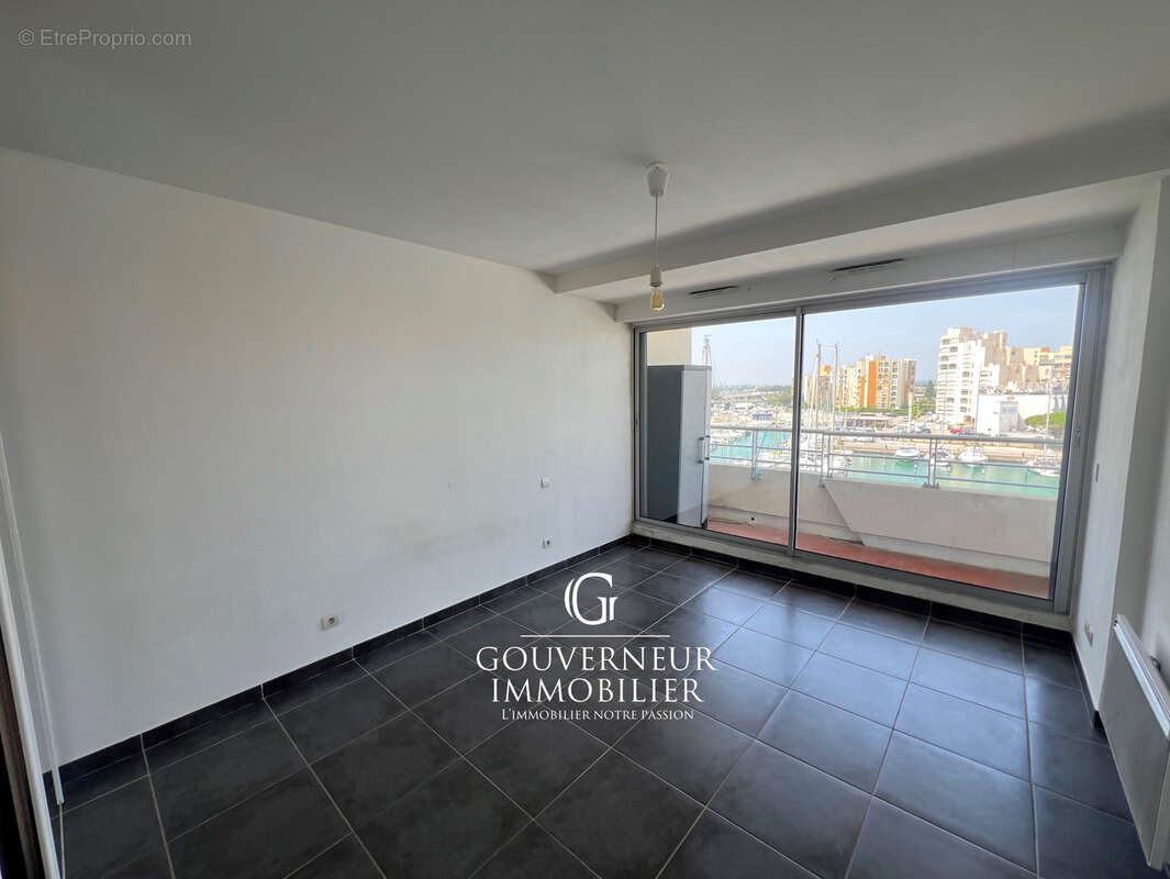 Appartement à CANDILLARGUES