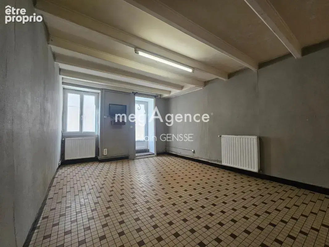 Maison 4 pièces 96 m² à vendre à Surgeres (17700) - photo 2