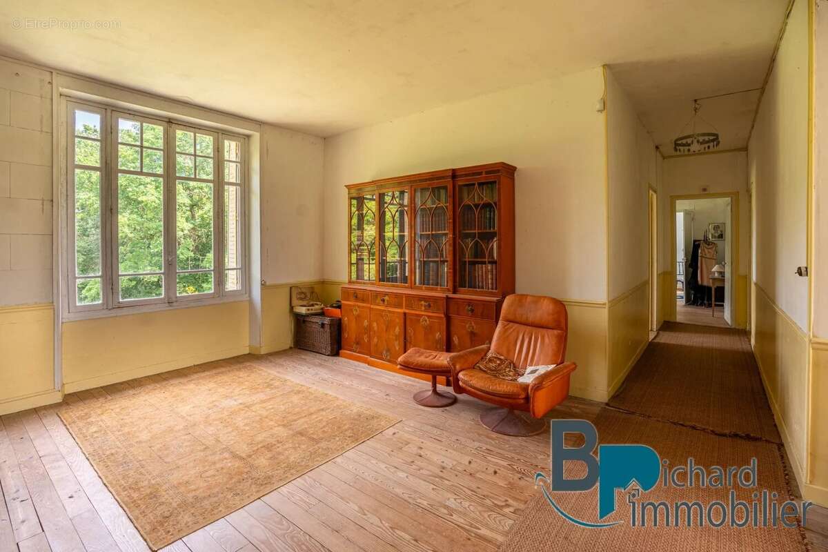 Château à rénover – Vue exceptionnelle sur le Chemin des Dames - photo 8
