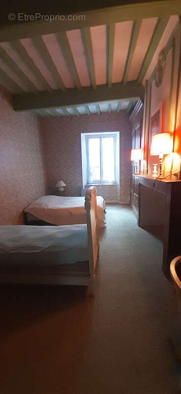 Maison à MONTPEZAT-DE-QUERCY