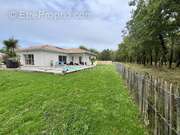 Maison à GRAYAN-ET-L&#039;HOPITAL