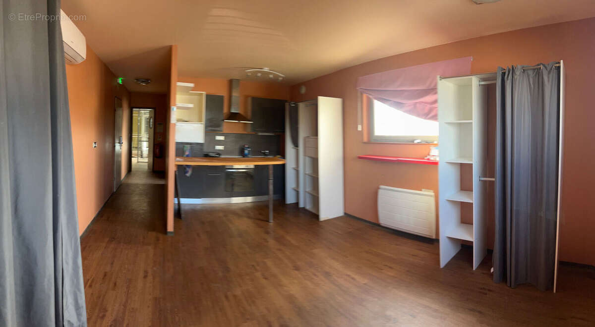 Photo 7 - Commerce à RIOM