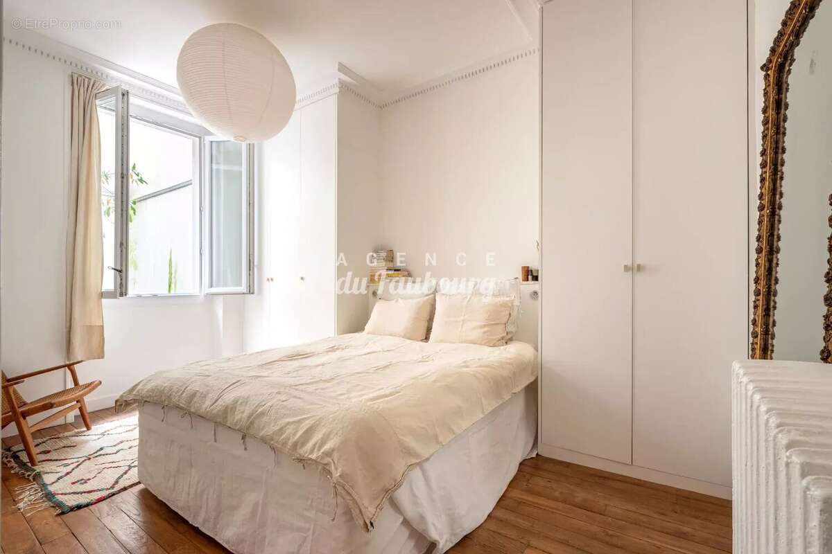 Appartement à PARIS-9E