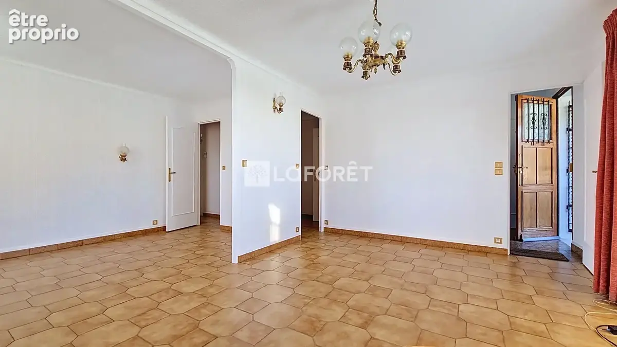 Maison de plain-pied aux portes de la forêt - photo 3
