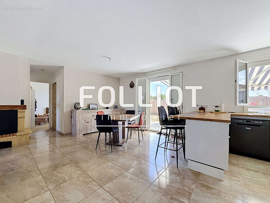 A vendre soliers  maison 80m²  3 ch plain-pied garage jardin - photo 3