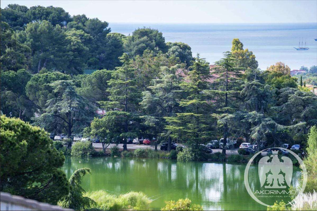 Maison à VILLENEUVE-LOUBET