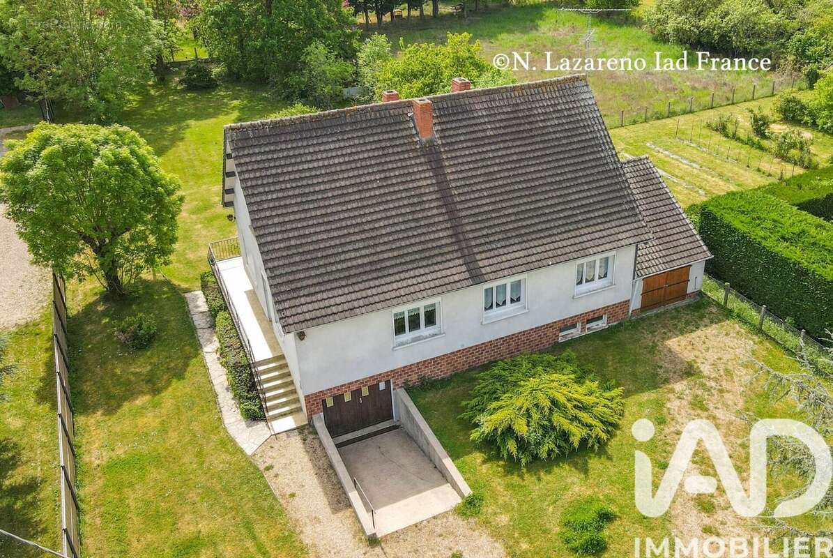Photo 2 - Maison à QUIERS-SUR-BEZONDE