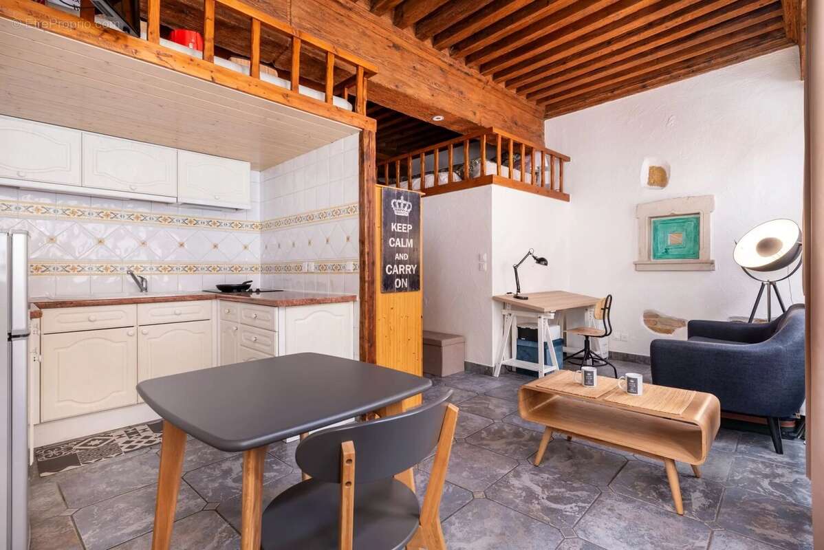 Appartement à LYON-1E