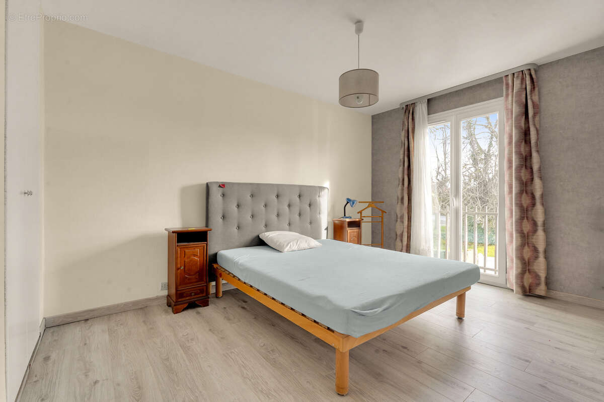 Maison à CASTELGINEST