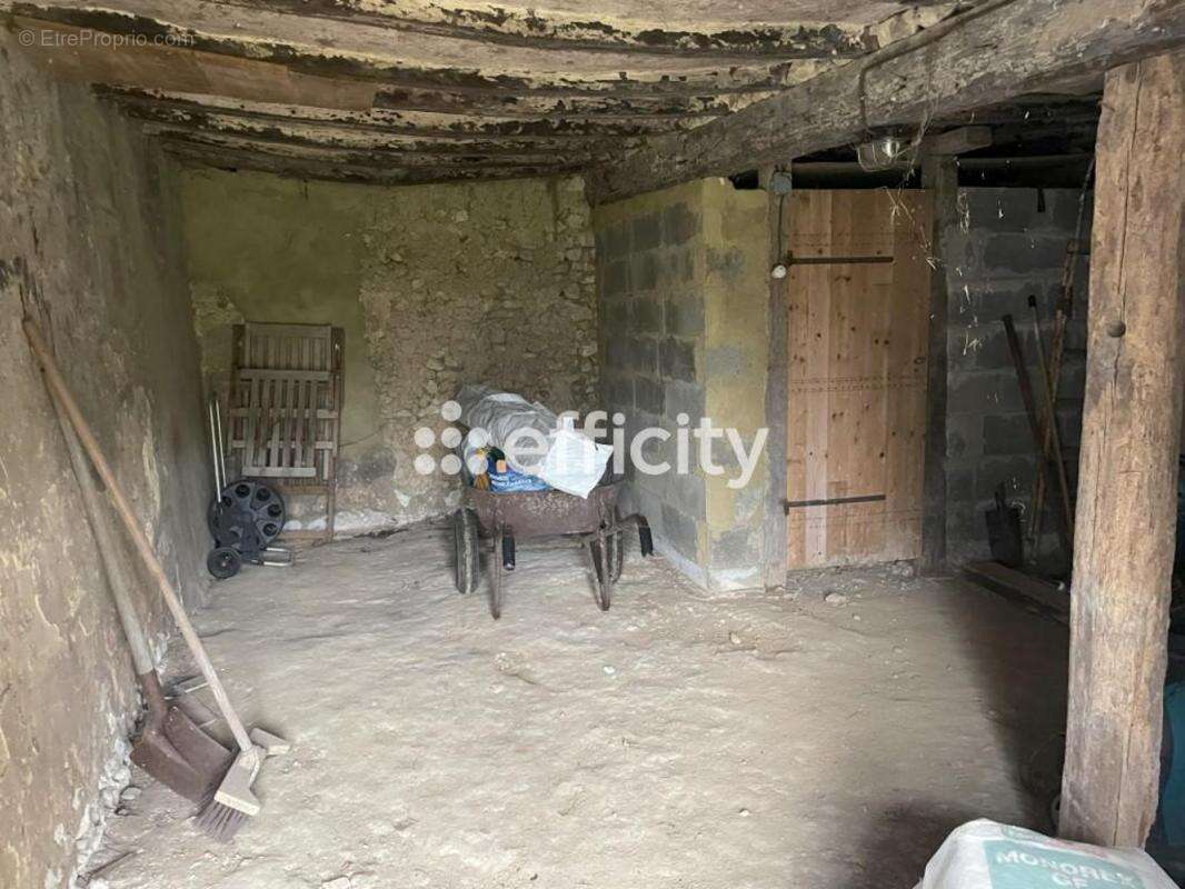 Maison à LA CHAPELLE-SOUEF