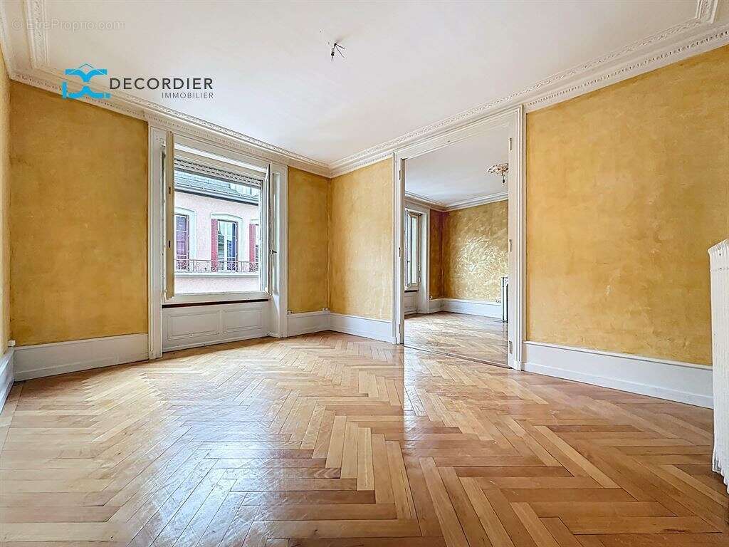 Appartement à EVIAN-LES-BAINS
