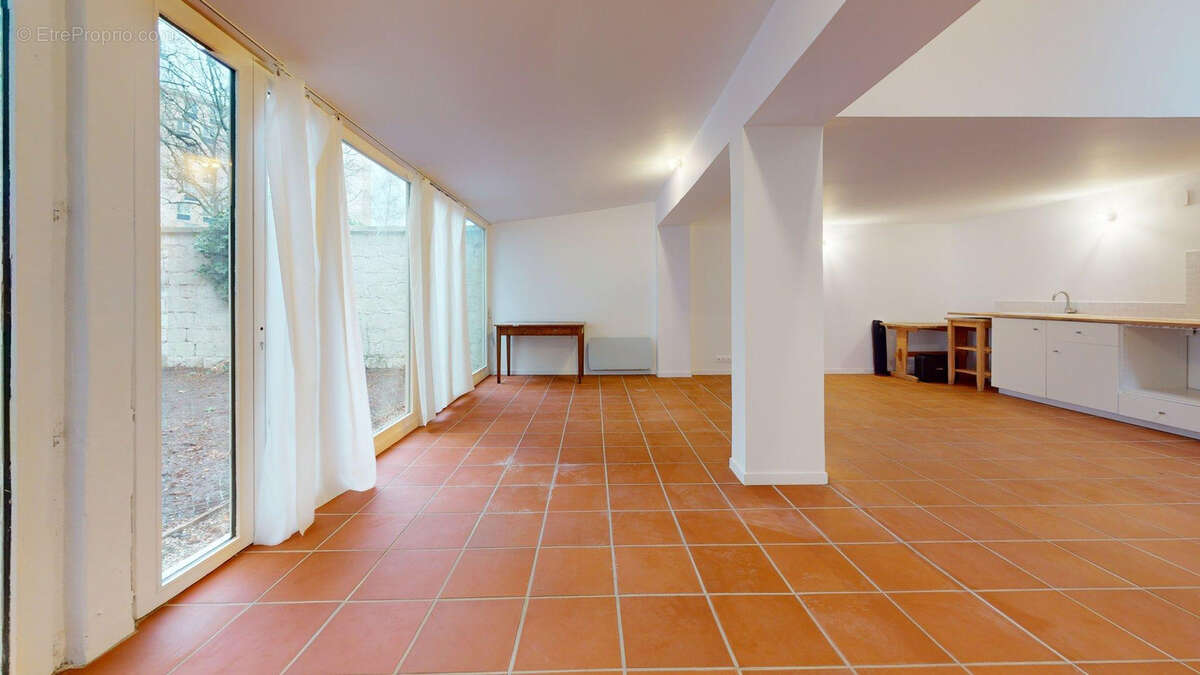 Appartement à LE BOURGET