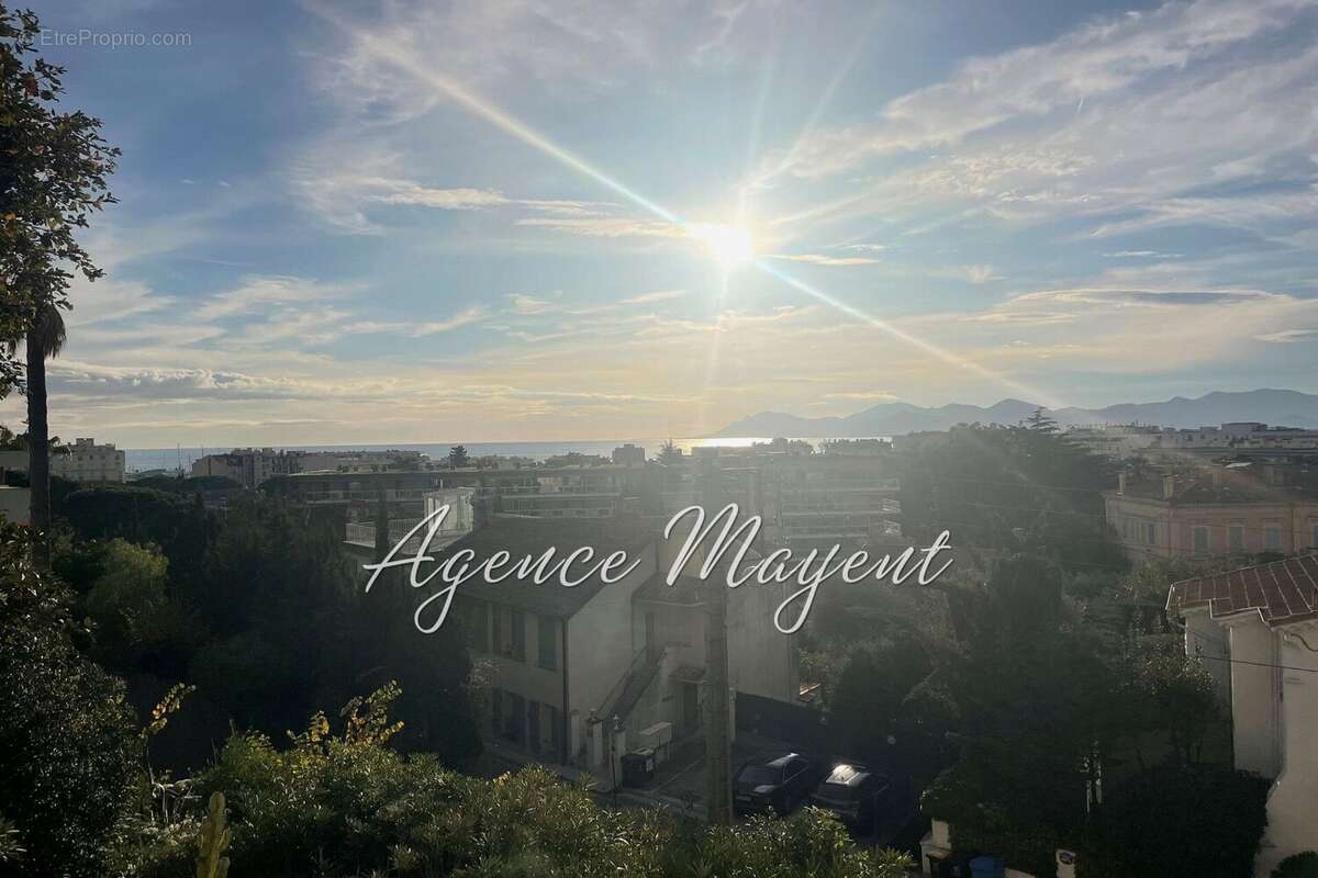 Appartement à CANNES