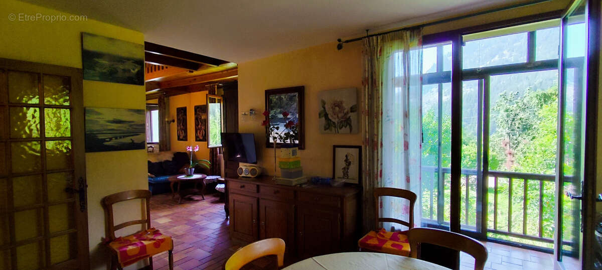 Maison à LES VIGNEAUX