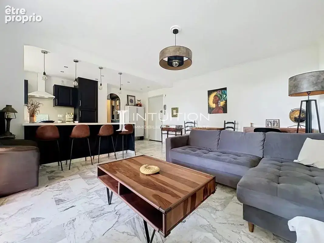 Mandelieu - Les termes : élégant deux pièces avec grande terrasse et garage - photo 11