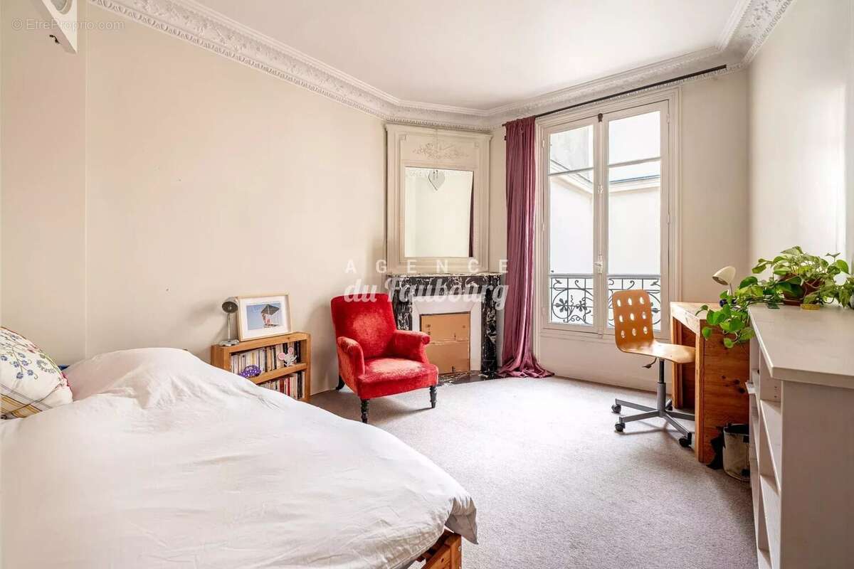 Appartement à PARIS-9E