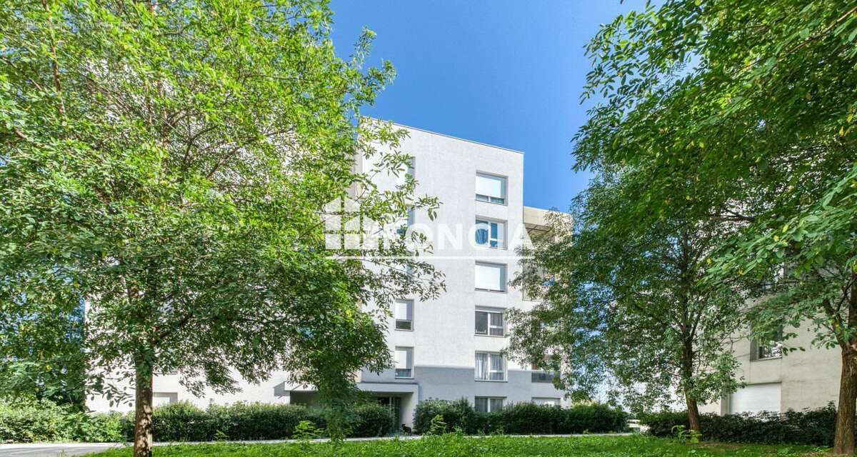 Appartement à VAULX-EN-VELIN