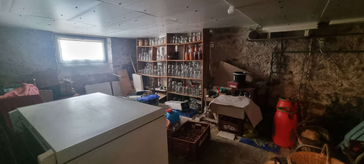 Maison à BRISSAC-QUINCE