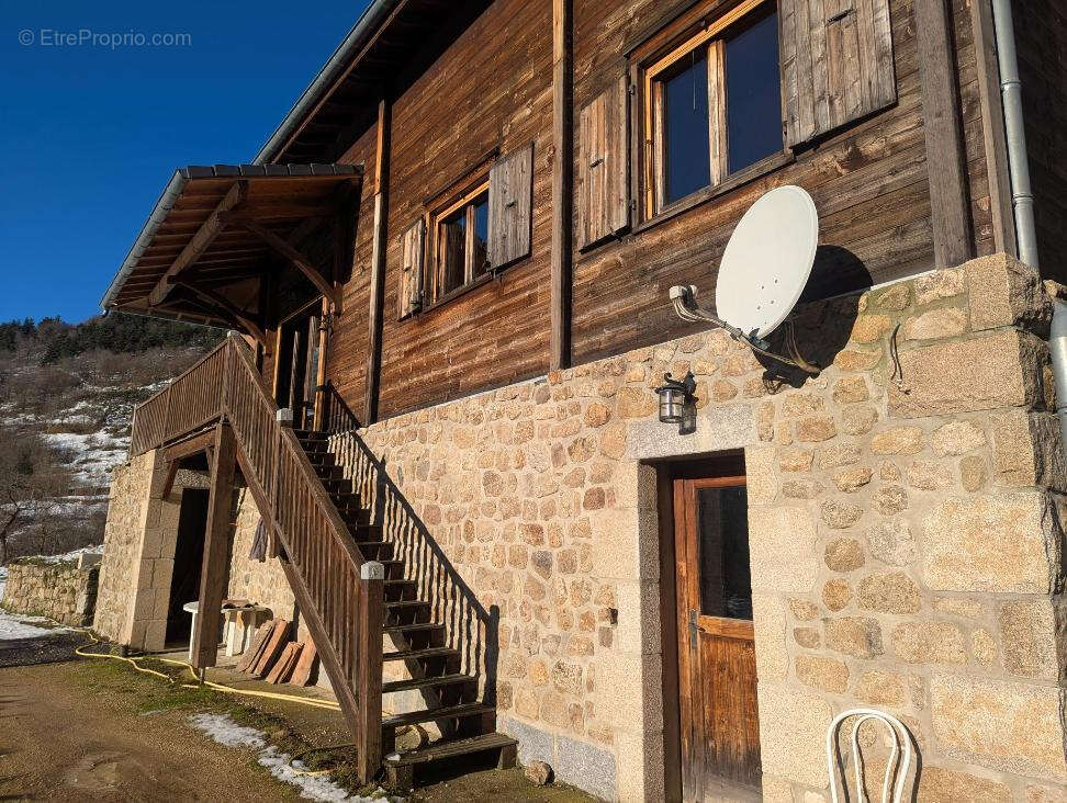 Maison à LE CHAMBON