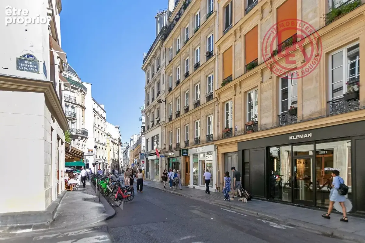 Paris 4ème - rue du Temple - 2 pièces sur cour - photo 10