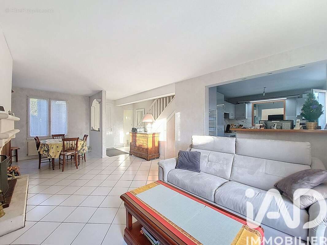 Photo 2 - Maison à EVRY