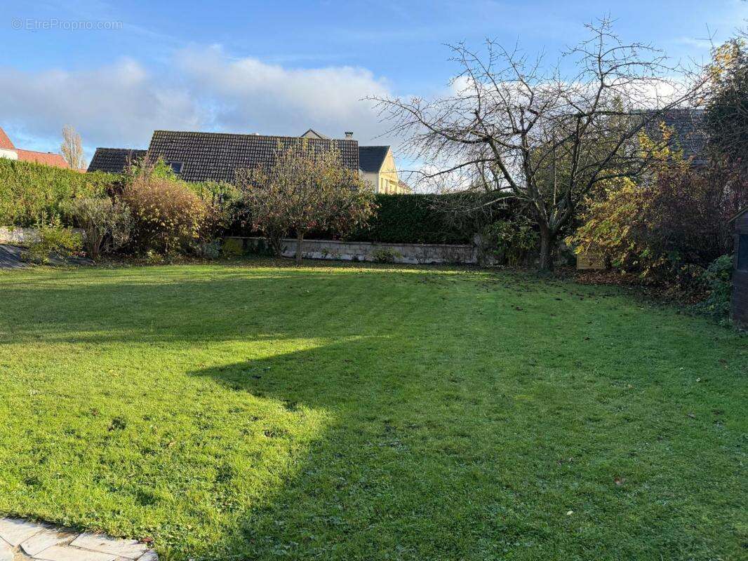 Maison à SAINT-JUST-EN-CHAUSSEE