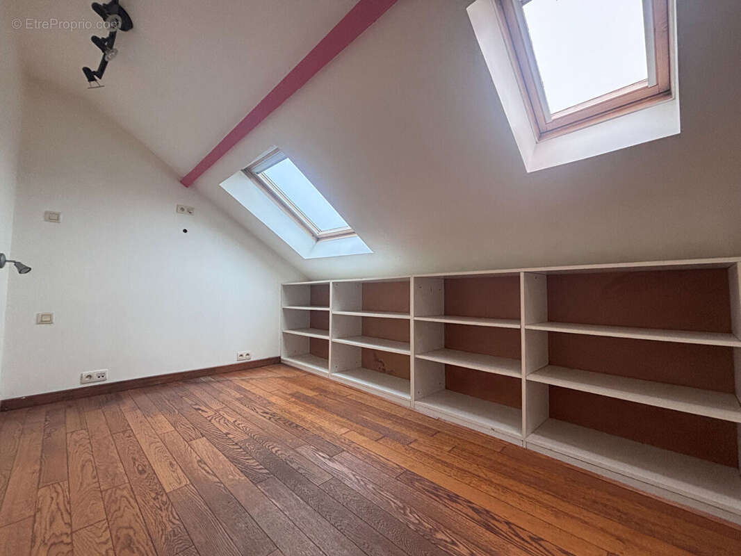 Maison à FAREMOUTIERS