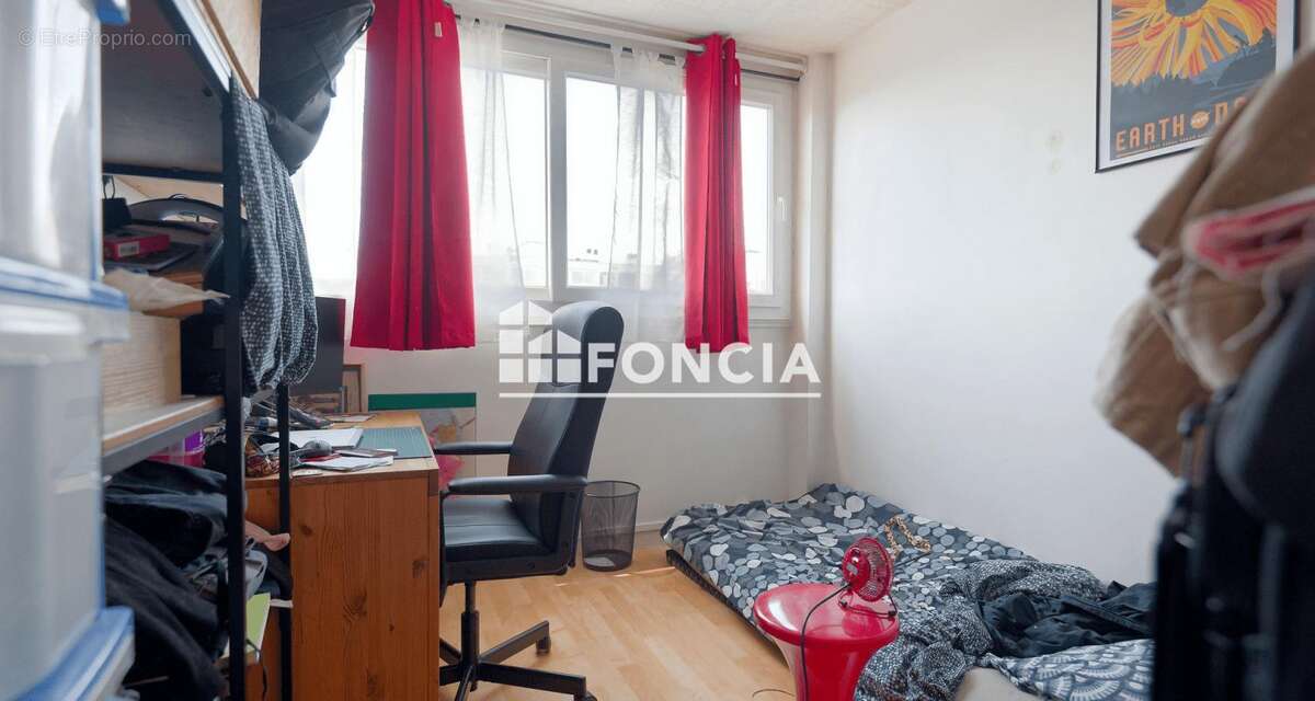 Appartement à SAVIGNY-SUR-ORGE