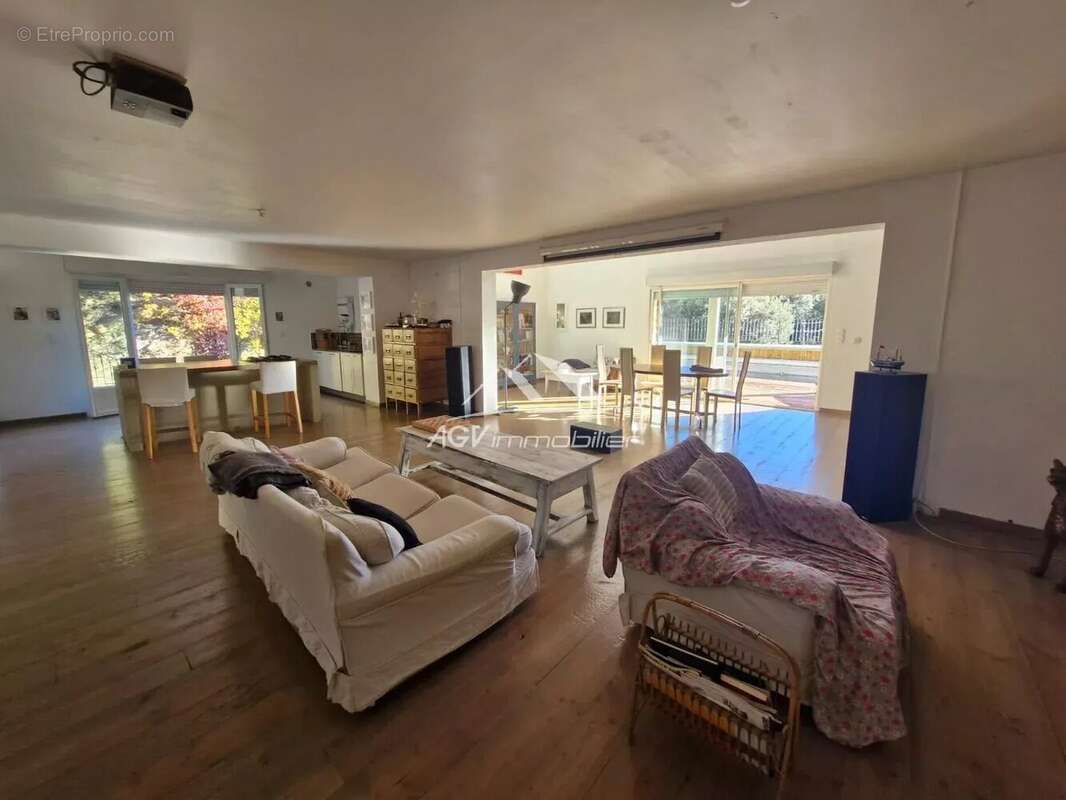 Maison à SAINT-FLORENT-SUR-AUZONNET