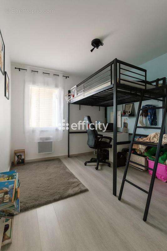 Maison 108 m² à Neuville-De-Poitou  - photo 14