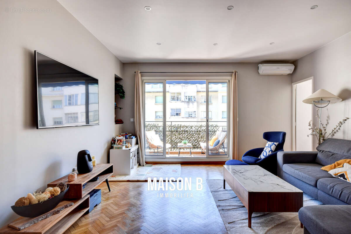 Appartement à MARSEILLE-8E